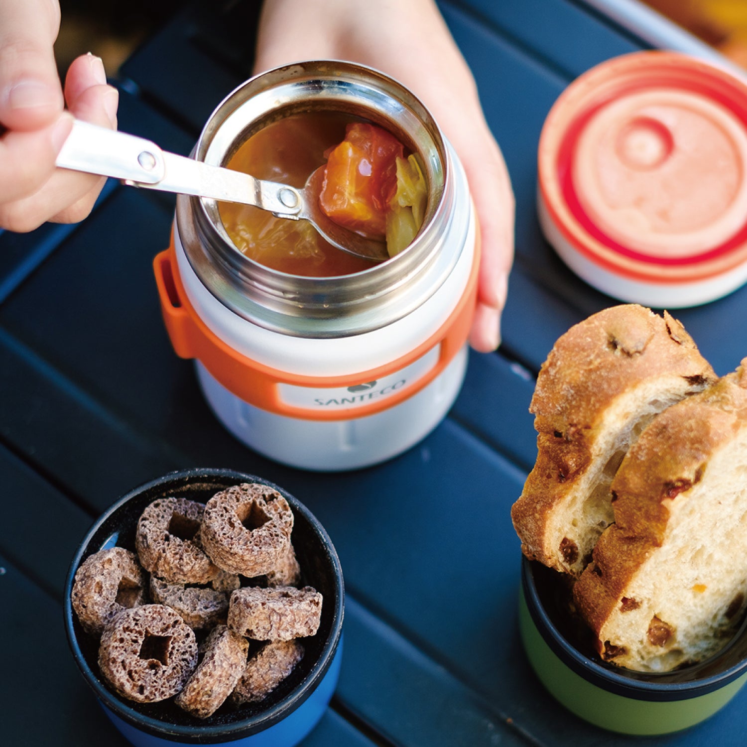 SANTECO Koge Thermal Food Jar with Spoon, 17 oz, Stainless Steel, Vacuum Insulated, Milk White